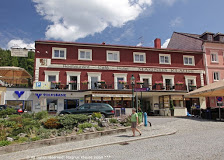 Click aici pentru hotel